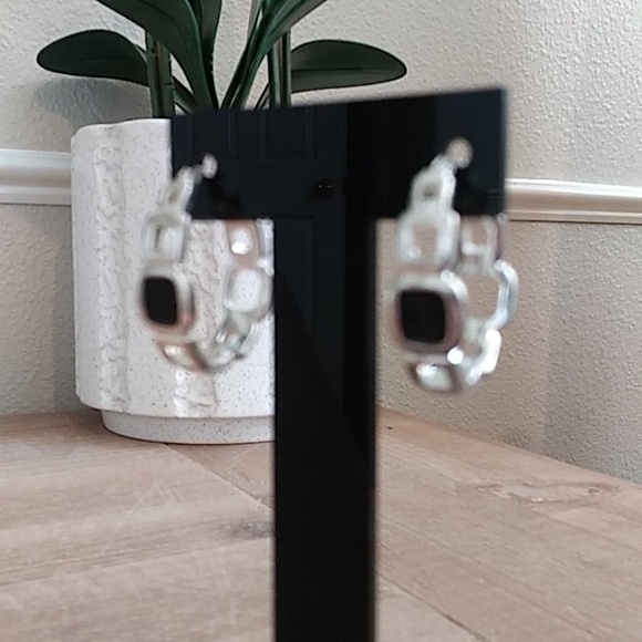 NWOT Silver Hoop Earrings With Black Enamel. - Picture 6 of 17